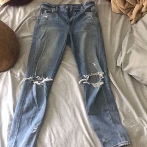 Size 0 regular mom jeans from American eagle